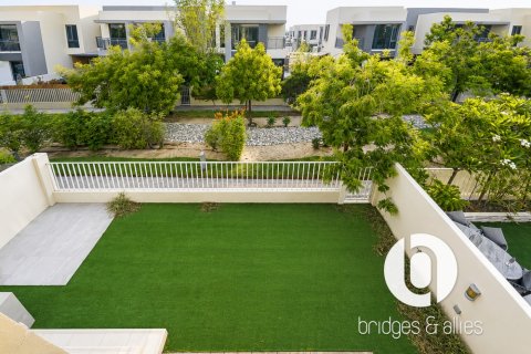 Villa en venta en Dubai Hills Estate, Dubai, EAU 4 dormitorios, 229 m2 № 766402 - foto 10