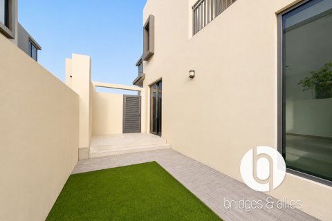 Villa en venta en Dubai Hills Estate, Dubai, EAU 4 dormitorios, 229 m2 № 766402 - foto 15
