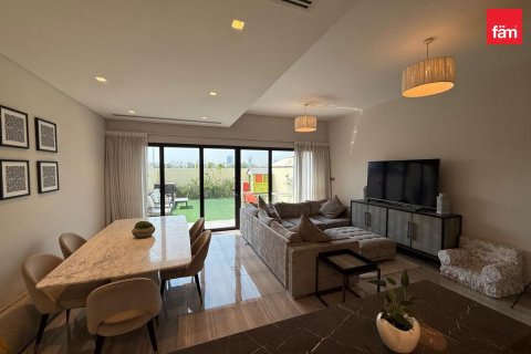 Kuća u nizu u gradu Dubai, UAE 4 spavaće sobe, 180 m2 Br. 725830 - Slika 2