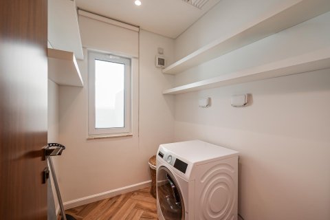 Villa à louer à Al Garhoud, Dubai, EAU 4 chambres, 334.45 m2 № 749769 - photo 16