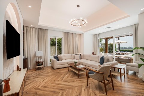 Villa à louer à Al Garhoud, Dubai, EAU 4 chambres, 334.45 m2 № 749769 - photo 6