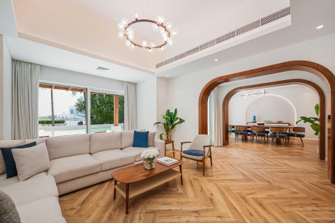Villa à louer à Al Garhoud, Dubai, EAU 4 chambres, 334.45 m2 № 749769 - photo 7