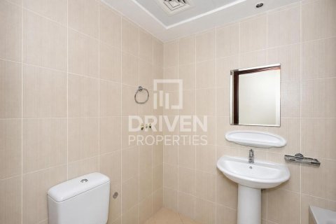 Lägenhet till försäljning i Dubai Sports City, Dubai, UAE 3 sovrum, 240.62 kvm Nr. 761501 - fotografi 24