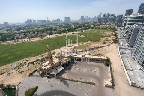 Lägenhet till försäljning i Dubai Sports City, Dubai, UAE 3 sovrum, 240.62 kvm Nr. 761501 - fotografi 18
