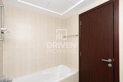 Lägenhet till försäljning i Dubai Sports City, Dubai, UAE 3 sovrum, 240.62 kvm Nr. 761501 - fotografi 25