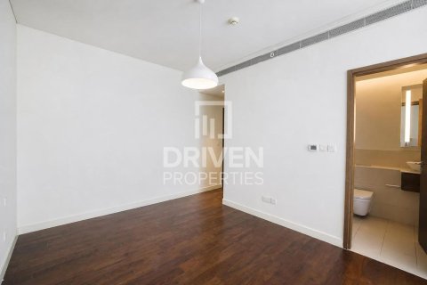 Huoneisto City Walk, Dubai, Arabiemiraatit 3 makuuhuonetta, 225.85 m2 № 761500 - kuva 8