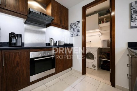 Apartmen di Downtown Dubai (Downtown Burj Dubai), Dubai, UAE 1 bilik tidur, 91.6 meter persegi № 761497 - foto 6