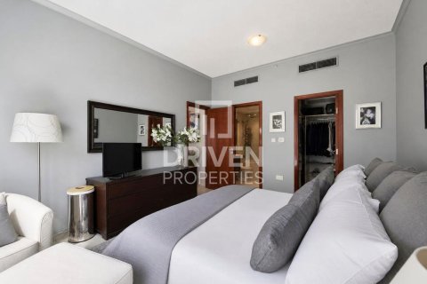 Apartmen di Downtown Dubai (Downtown Burj Dubai), Dubai, UAE 1 bilik tidur, 91.6 meter persegi № 761497 - foto 9