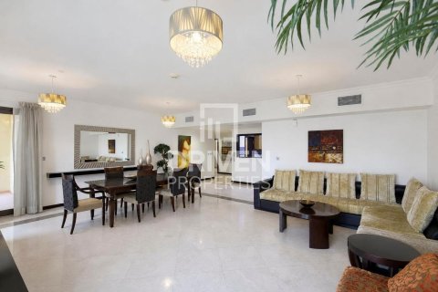 Apartman u Jumeirah Beach Residence, Dubai, UAE 3 spavaćih soba, 197.7 m2 Br. 745087 - fotografija 2