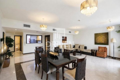 Apartman u Jumeirah Beach Residence, Dubai, UAE 3 spavaćih soba, 197.7 m2 Br. 745087 - fotografija 3