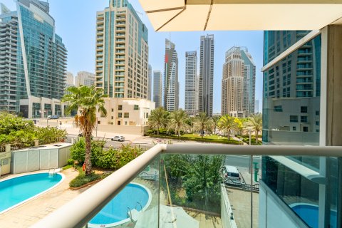 Lägenhet till försäljning i Dubai Marina, Dubai, UAE 2 sovrum, 94 kvm Nr. 734218 - fotografi 2
