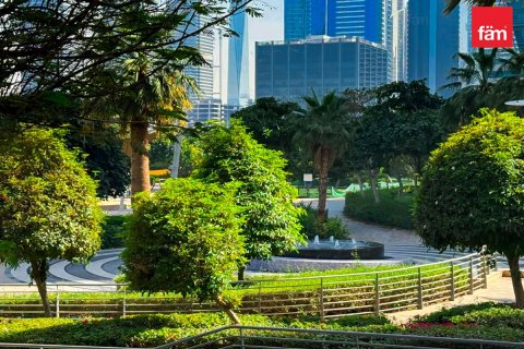 Apartament de închiriat în Dubai, EAU 4 dormitoare, 216.1 mp.  №711432 - poză 18