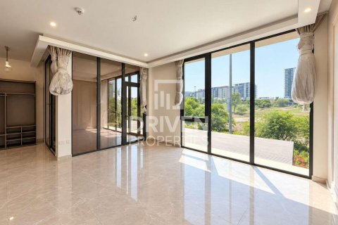 Villa te huur in Dubai Hills Estate, Dubai, VAE 4 slaapkamers, 323.12 vr.m., nr 768194 - foto 13
