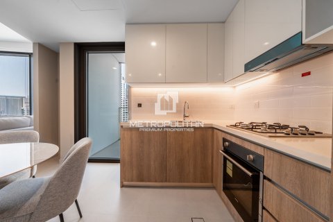 Apartmen di Dubai Marina, UAE 1 bilik tidur, 77 meter persegi № 663765 - foto 15