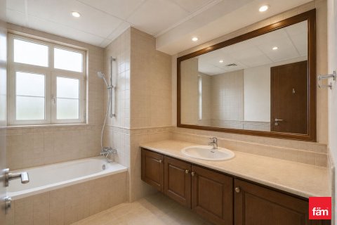 Villa Jumeirah Islands, Dubaijā, AAE 4 istabas, 989.1 m2 Nr. 717912 - attēls 14