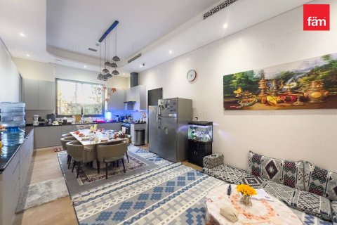 Müüa villa asukohaga Dubai, AÜE: 5 magamistoaga, 465.1 m² Nr 661637 - pilt 17