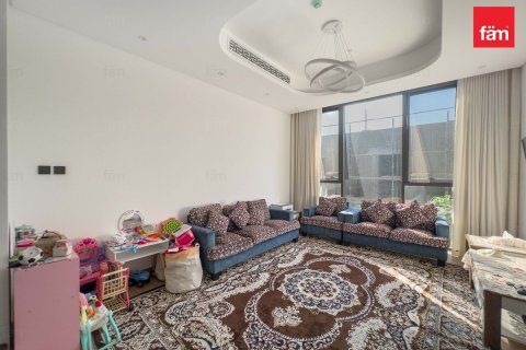 Müüa villa asukohaga Dubai, AÜE: 5 magamistoaga, 465.1 m² Nr 661637 - pilt 26