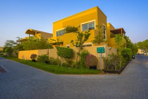Βίλα σε Dubai, ΗΑΕ 3 υπνοδωμάτια, 200 τ.μ. Αρ. 718294 - φωτογραφία 2