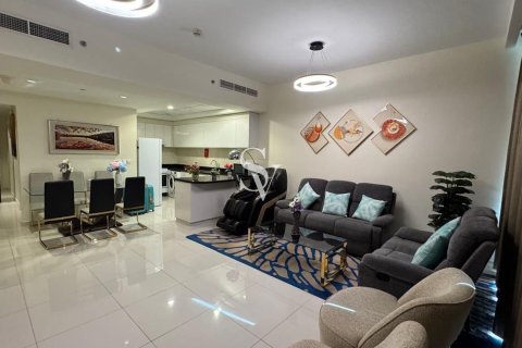 דירה ב Jumeirah Village Circle, Dubai, איחוד האמירויות 2 חדרי שינה, 127 מ