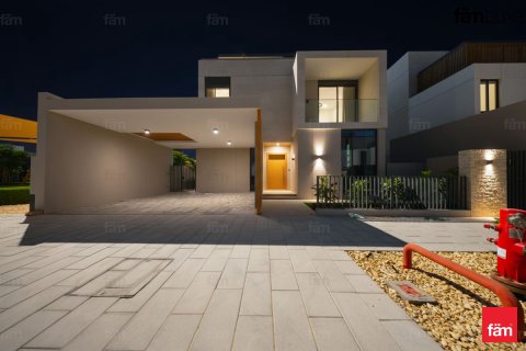 Вилла Дубай, БАӘ-да 4 жатын бөлмелер, 456.9 м² № 712850 - фото 3