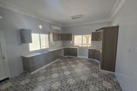 Villa in Ras Al Khaimah, UAE 4 bedrooms, 782 sq.m. № 734548 - photo 13