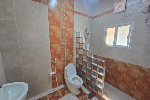 Villa in Ras Al Khaimah, UAE 4 bedrooms, 782 sq.m. № 734548 - photo 10