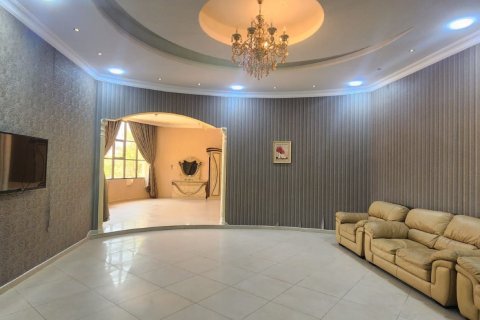 Villa sa Ras Al Khaimah, UAE 6 silid-tulugan, 794 sq.m. № 734546 - larawan 9