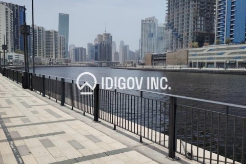 Hotel Apartament në Business Bay, Dubai, Emiratet e Bashkuara Arabe 45.06 m2. № 735631 - Foto 2