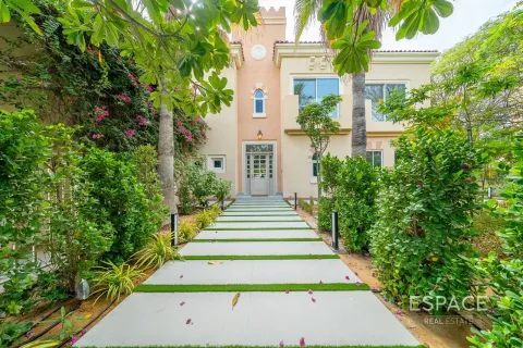Villa para venda em Dubai Sports City, Dubai, EAU 5 quartos, 585 m2 № 737929 - foto 19