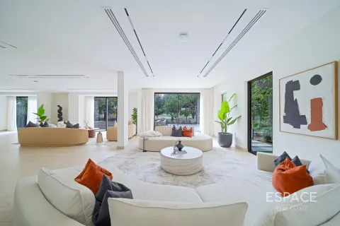 Villa para venda em Dubai Sports City, Dubai, EAU 5 quartos, 585 m2 № 737929 - foto 8