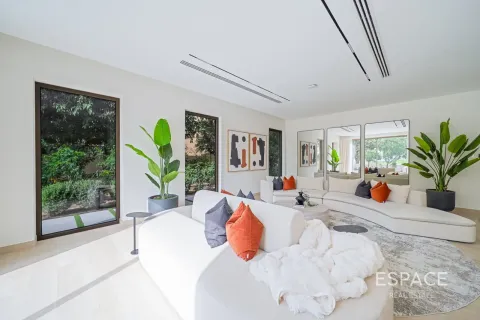 Villa para venda em Dubai Sports City, Dubai, EAU 5 quartos, 585 m2 № 737929 - foto 3