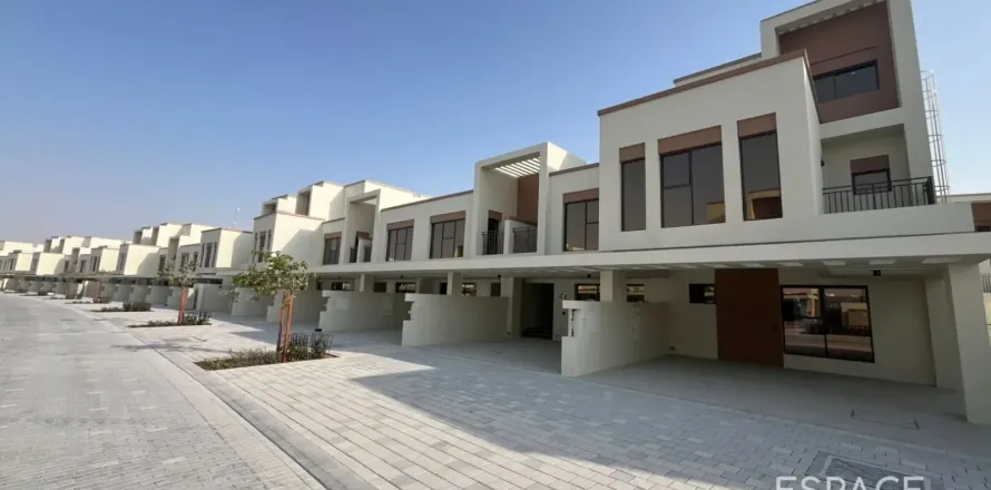 Ridamaja asukohaga Damac Lagoons, Dubai, AÜE: 4 magamistoaga, 212 m² Nr 737930