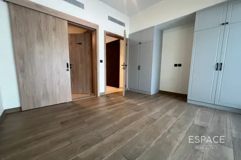 Müüa ridamaja asukohaga Damac Lagoons, Dubai, AÜE: 4 magamistoaga, 212 m² Nr 737930 - pilt 3