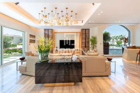 Vila di Jumeirah Golf Estates, Dubai, UAE 7 bilik tidur, 1832.61 meter persegi № 762107 - foto 14