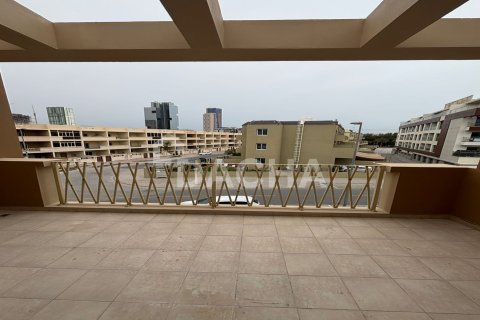 Vilë në Jumeirah Village Circle, Dubai, Emiratet e Bashkuara Arabe 4 dhoma gjumi, 369 m2. № 740565 - Foto 9
