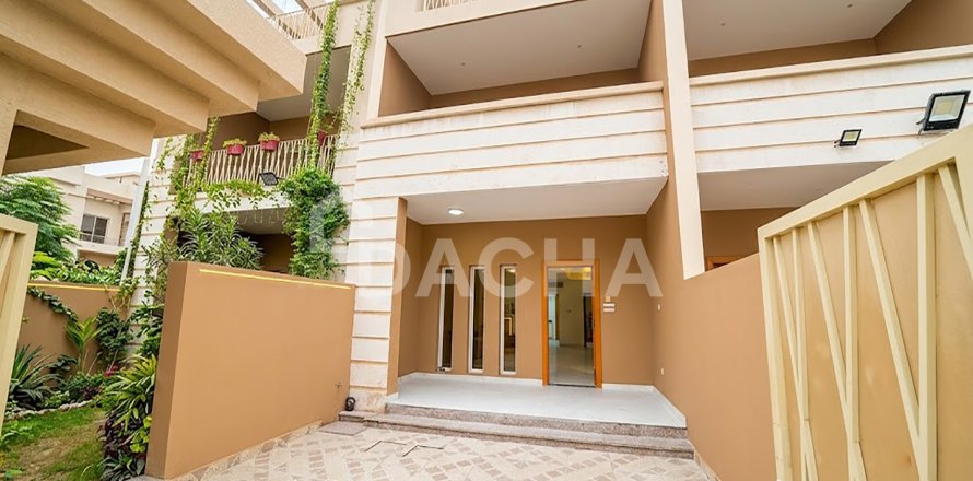 Vilë në Jumeirah Village Circle, Dubai, Emiratet e Bashkuara Arabe 4 dhoma gjumi, 369 m2. № 740565