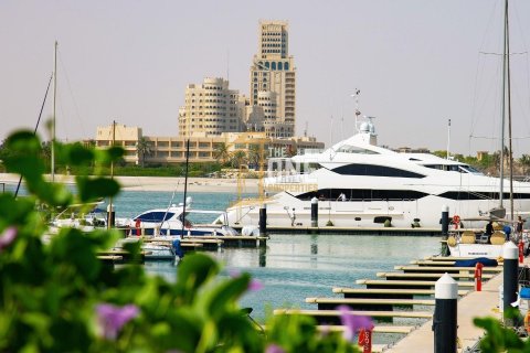 Apartman u Al Hamra Village, Ras Al Khaimah, UAE 3 spavaćih soba, 180.1 m2 Br. 515387 - fotografija 16