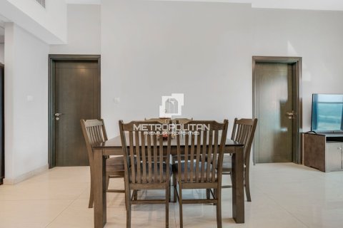 Apartment in Business Bay, Dubai, UAE 2 bedrooms, 125 sq.m. № 664106 - photo 6