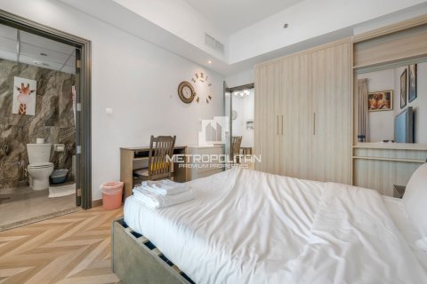 Apartment in Business Bay, Dubai, UAE 2 bedrooms, 125 sq.m. № 664106 - photo 17
