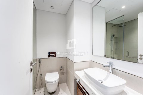 Huoneisto Umm Suqeim, Dubai, Arabiemiraatit 3 makuuhuonetta, 194 m2 № 663518 - kuva 21