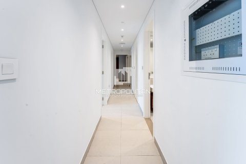 Huoneisto Umm Suqeim, Dubai, Arabiemiraatit 3 makuuhuonetta, 194 m2 № 663518 - kuva 5