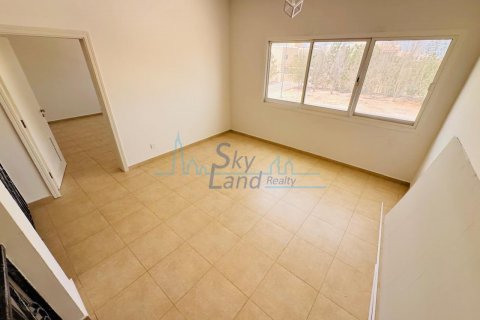 Villa zur Miete in Umm Suqeim, Dubai, VAE 4 Schlafzimmer, 372 m2 Nr. 634986 - Foto 9