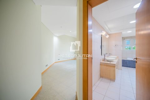 Apartman u gradu Palm Jumeirah, Dubai, UAE 3 spavaće sobe, 204 m2 Br. 664764 - Slika 10