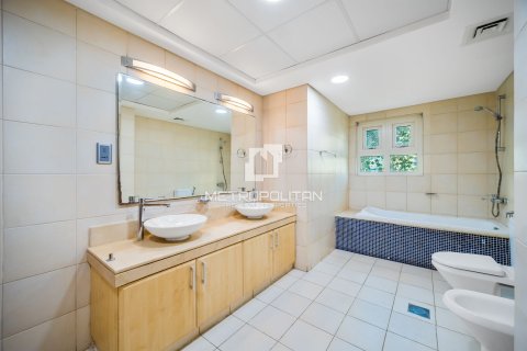 Apartman u gradu Palm Jumeirah, Dubai, UAE 3 spavaće sobe, 204 m2 Br. 664764 - Slika 21