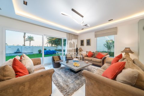 Villa zur Miete in Meadows, Dubai, VAE 3 Schlafzimmer, 348 m2 Nr. 664765 - Foto 8