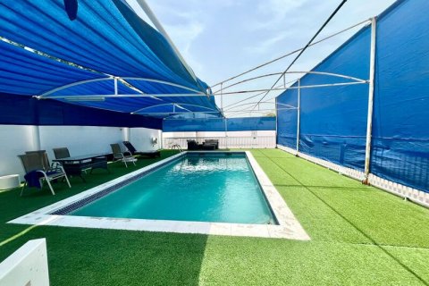 Villa in Al Barsha, Dubai, VAE: 5 Schlafzimmer, 1393.5 m2 Nr. 637528