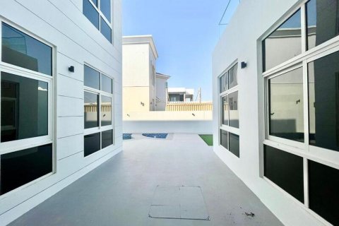 Villa in affitto a Al Barsha, Dubai, EAU 5 camere da letto, 903.64 mq. № 637529 - foto 12