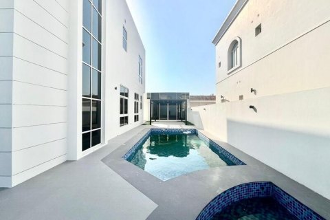 Vilă în Al Barsha, Dubai, EAU 5 dormitoare, 903.64 mp.  №637529