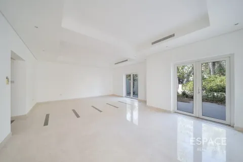 Kaupunkipientalo Al Furjan, Dubai, Arabiemiraatit 3 makuuhuonetta, 283 m2 № 661015 - kuva 6