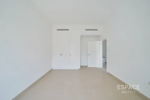 Kaupunkipientalo Al Furjan, Dubai, Arabiemiraatit 3 makuuhuonetta, 283 m2 № 661015 - kuva 9